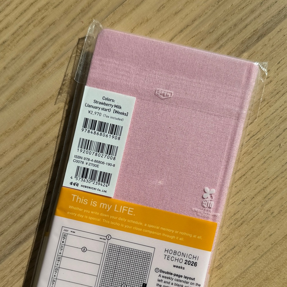 HOBONICHI WEEKS 2026 English Edition Planner - STRAWBERRY MILK - Picture 2 of 2